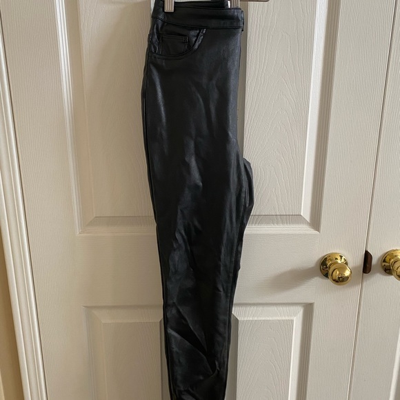 Black, H&M, fake leather jeans in women’s size 6 - Picture 2 of 4